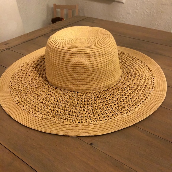 j crew beach hat
